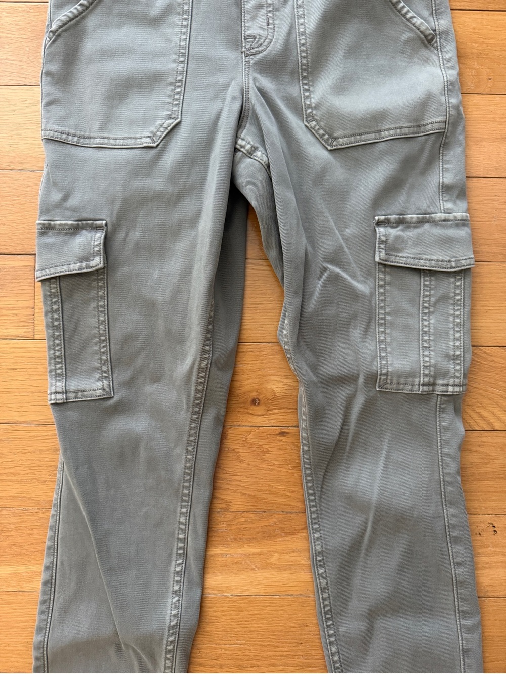 SPANX Stretch Twill Ankle Cargo Pants Size M - Picture 8 of 9